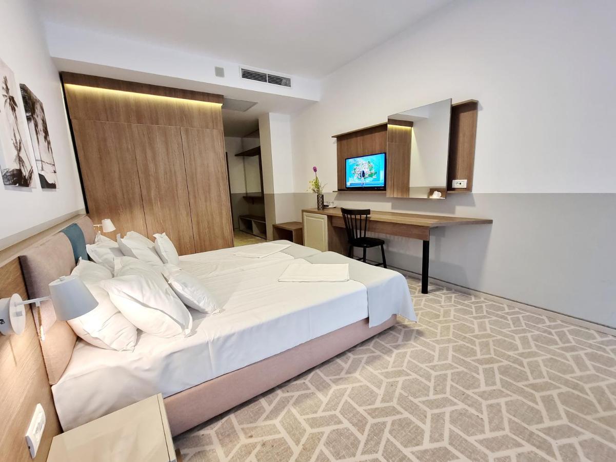 Hotel Clas Mamaia Nord Năvodari Εξωτερικό φωτογραφία