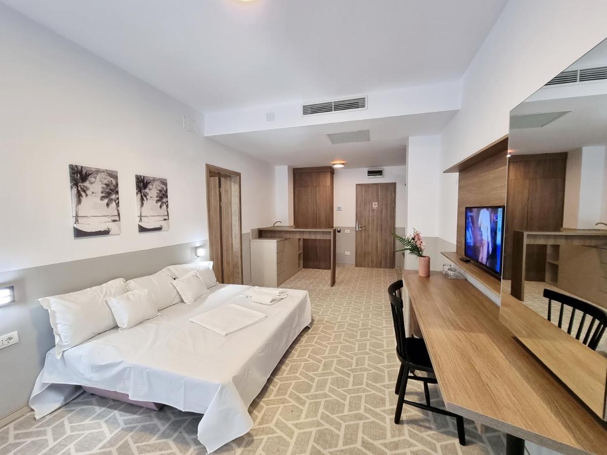 Hotel Clas Mamaia Nord Năvodari Εξωτερικό φωτογραφία