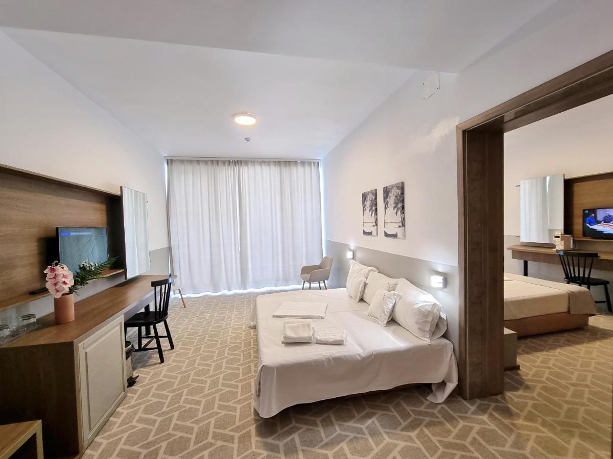 Hotel Clas Mamaia Nord Năvodari Εξωτερικό φωτογραφία