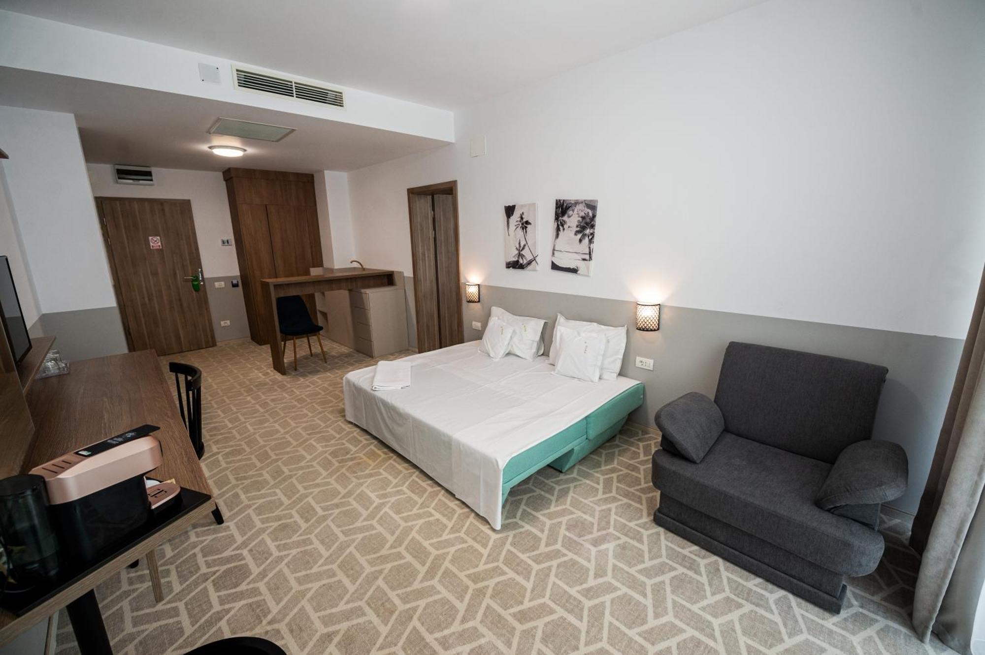 Hotel Clas Mamaia Nord Năvodari Εξωτερικό φωτογραφία